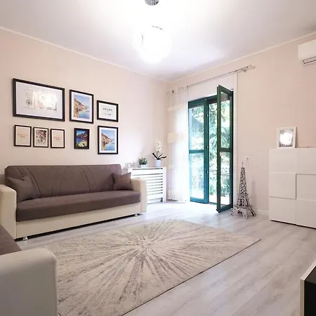 Melody's House *
